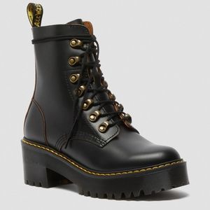 Dr Martens Leona Boot